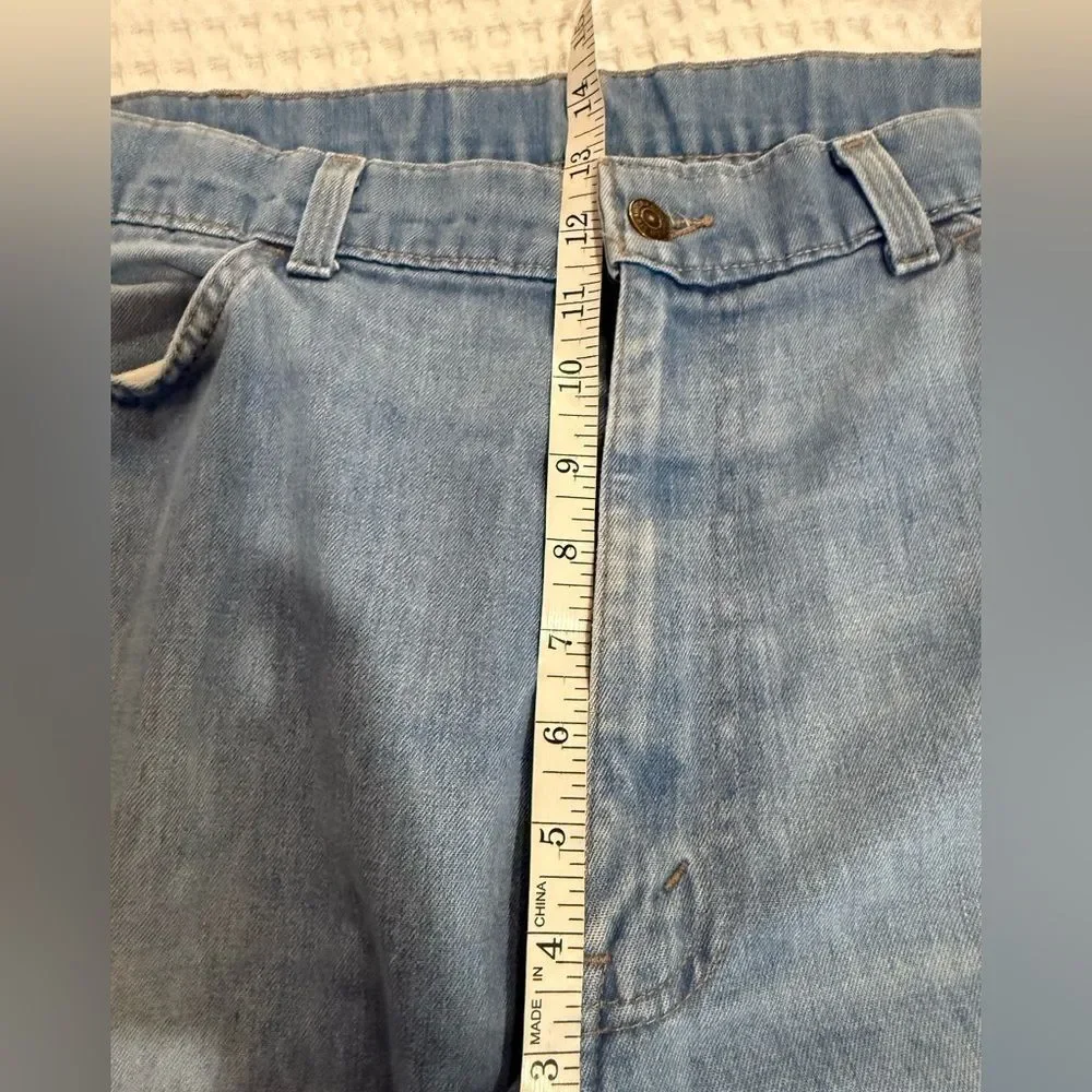 Levi's Light Blue Relaxed Jeans
